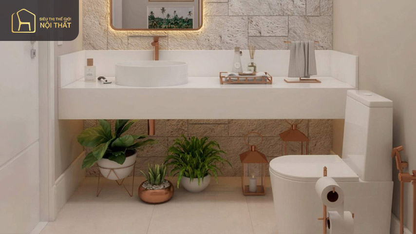 Mẫu nhà tắm với thiết kế kệ để đồ tận dụng không gian phía trên bồn cầu
