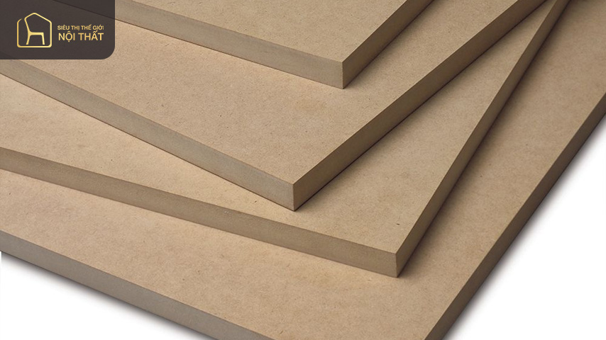 Ván MDF chống ẩm hay còn được gọi là ván HMR, MDF tiếng anh có nghĩa là: Medium Density Fiberboards(Ván ép có tỉ trọng trung bình)