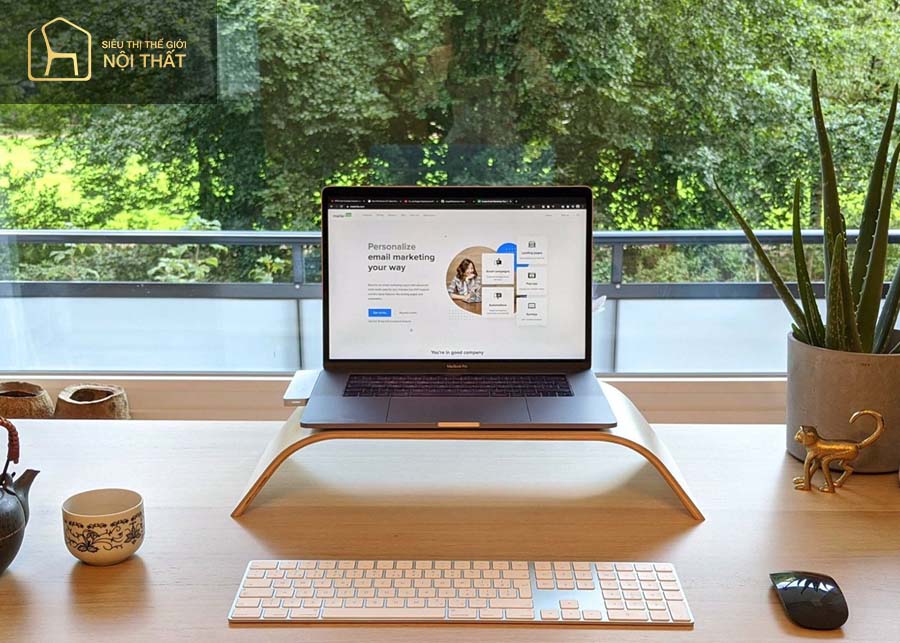 Những điều không nên làm khi xác định hướng bàn làm việc