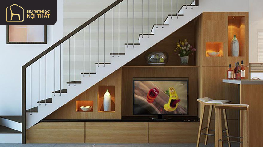 Tủ chân cầu thang dùng làm tủ TV dành cho nhà ống là giải pháp tuyệt vời với những ngôi nhà có diện tích hẹp