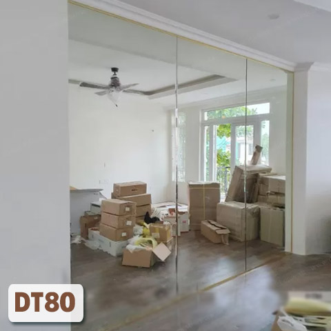 Gương ghép dán tường trang trí phòng tập DT80